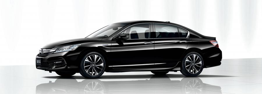  Honda Accord Hybrid 2016 года  (JP) (фото 10 из 12)